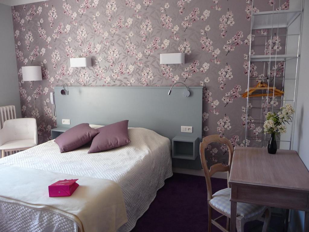 Hotel Le Saphir Μπιαρίτζ Δωμάτιο φωτογραφία